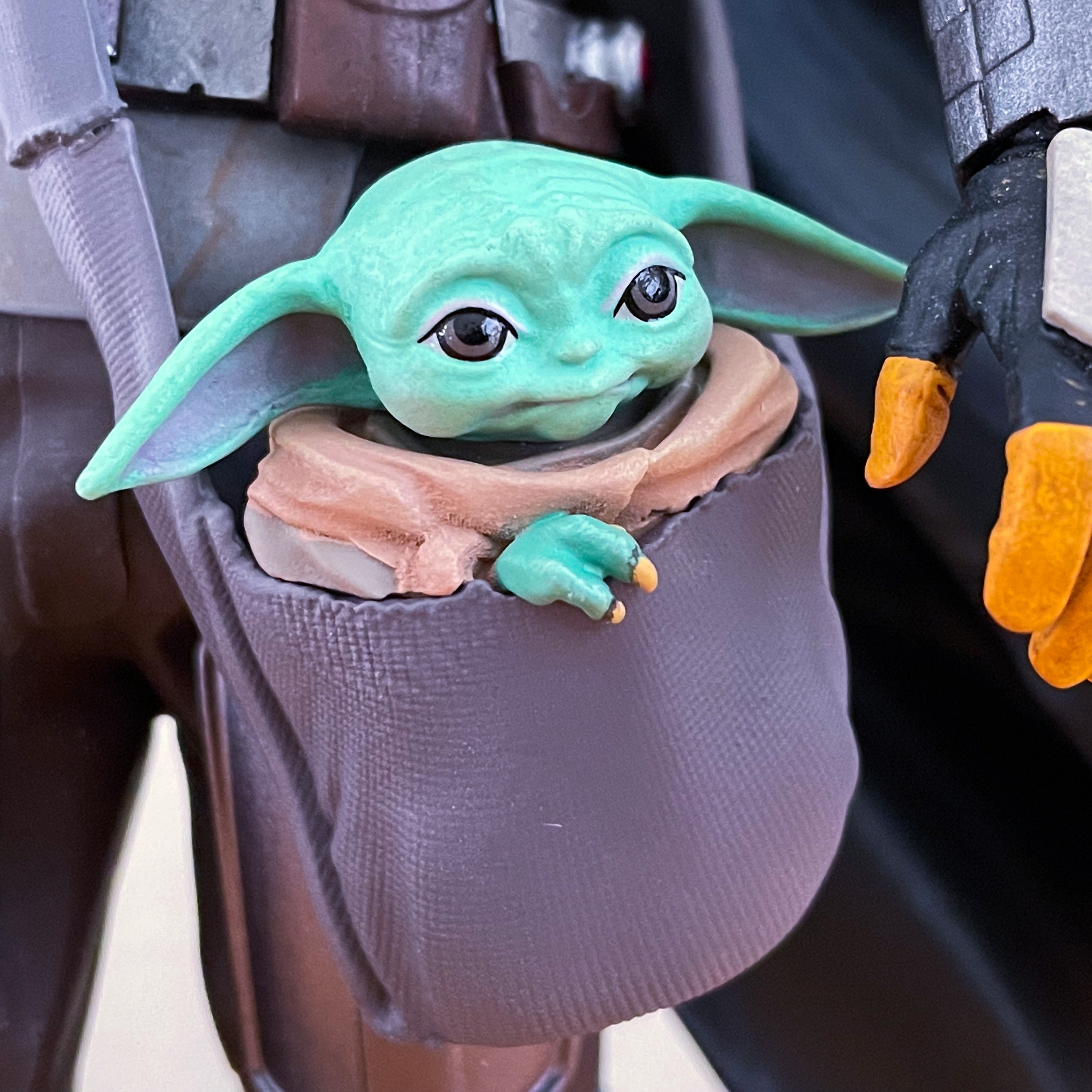 Gentle Giant LTD Star Wars Mandalorian and Grogu Premier