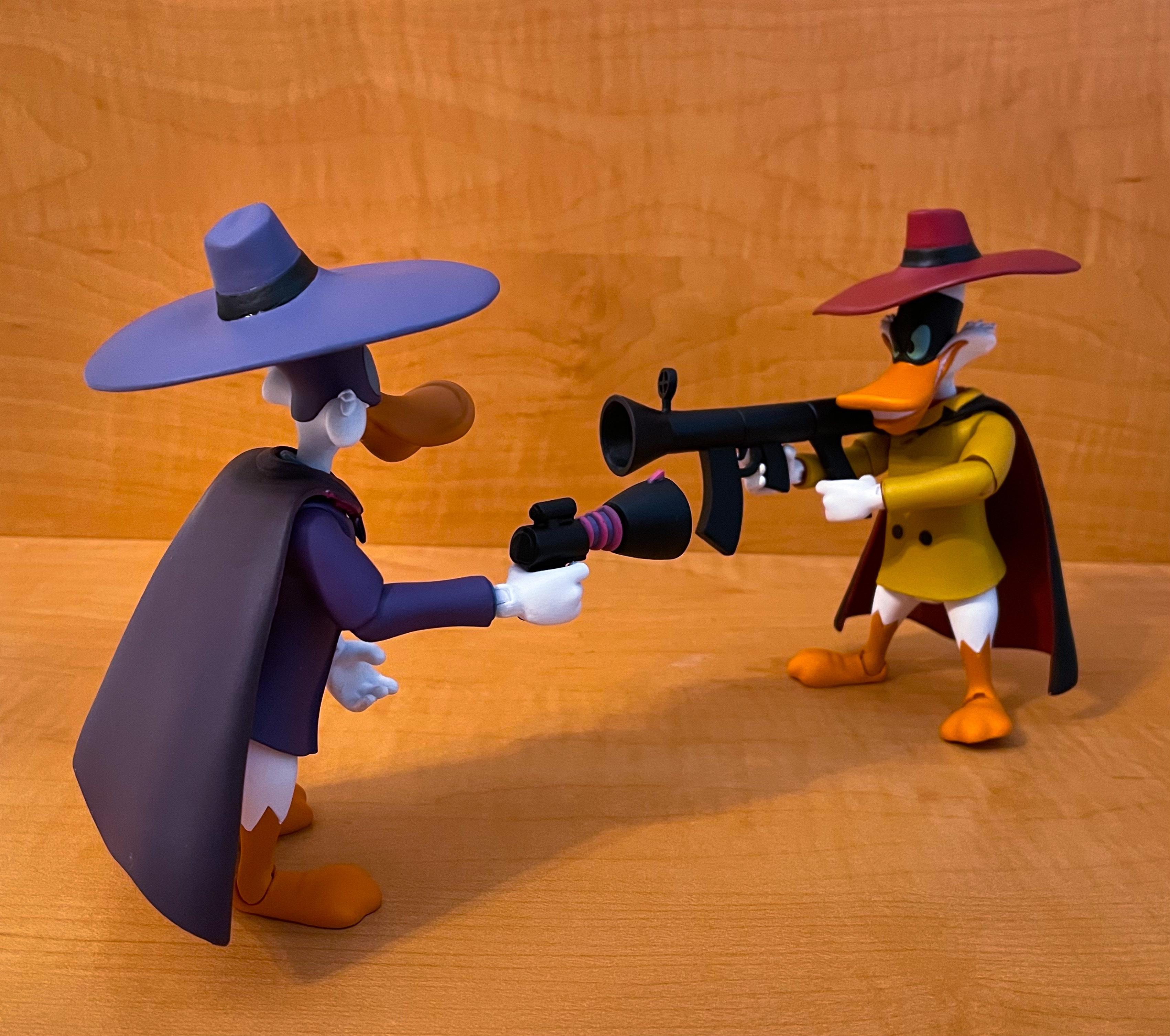 Diamond Select Toys Darkwing Duck and Negaduck Deluxe Figure Set